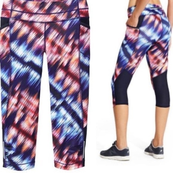 Athleta Chaturanga Cropped Capri Leggings, Multicolor, Size XL - Picture 2 of 15